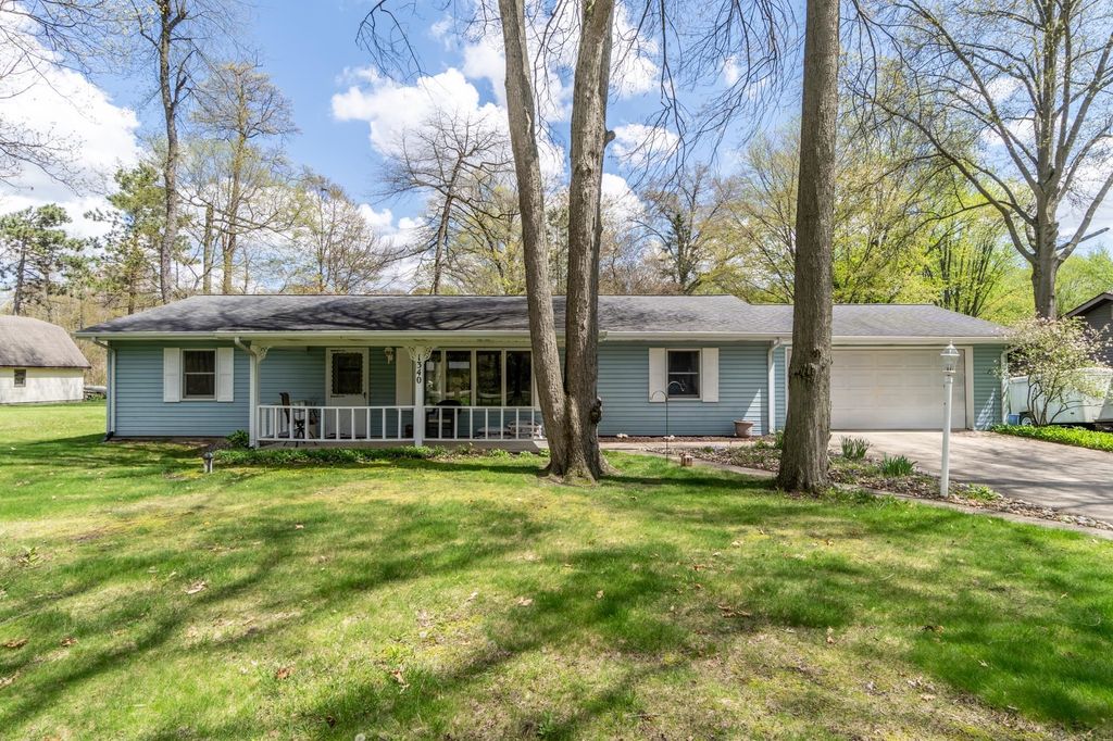 Photo of 1340 N 150 W, Angola, IN 46703 (MLS # 202615387)