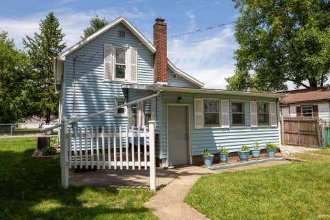 Tiny photo for 321 E Cherry Street, Argos, IN 46501 (MLS # 202621450)