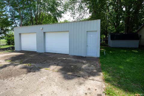 Tiny photo for 321 E Cherry Street, Argos, IN 46501 (MLS # 202621450)
