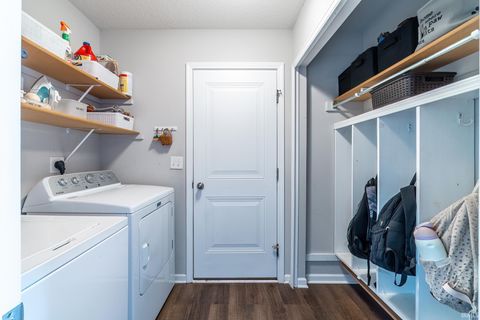 Tiny photo for 13015 Claret Court, Fort Wayne, IN 46845 (MLS # 202612157)