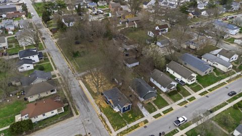 Tiny photo for 1600 Hart Street, Lafayette, IN 47904 (MLS # 202611872)