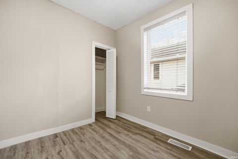 Tiny photo for 1600 Hart Street, Lafayette, IN 47904 (MLS # 202611872)