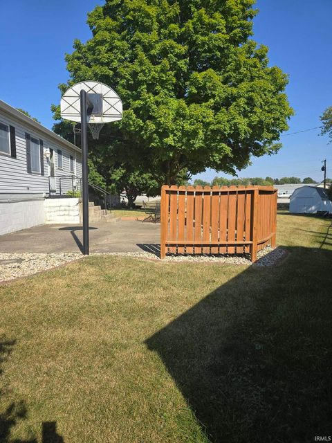 Tiny photo for 310 Greenbriar Street, Kokomo, IN 46901 (MLS # 202537902)