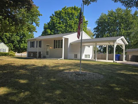 Tiny photo for 310 Greenbriar Street, Kokomo, IN 46901 (MLS # 202537902)
