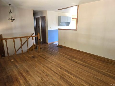 Tiny photo for 310 Greenbriar Street, Kokomo, IN 46901 (MLS # 202537902)