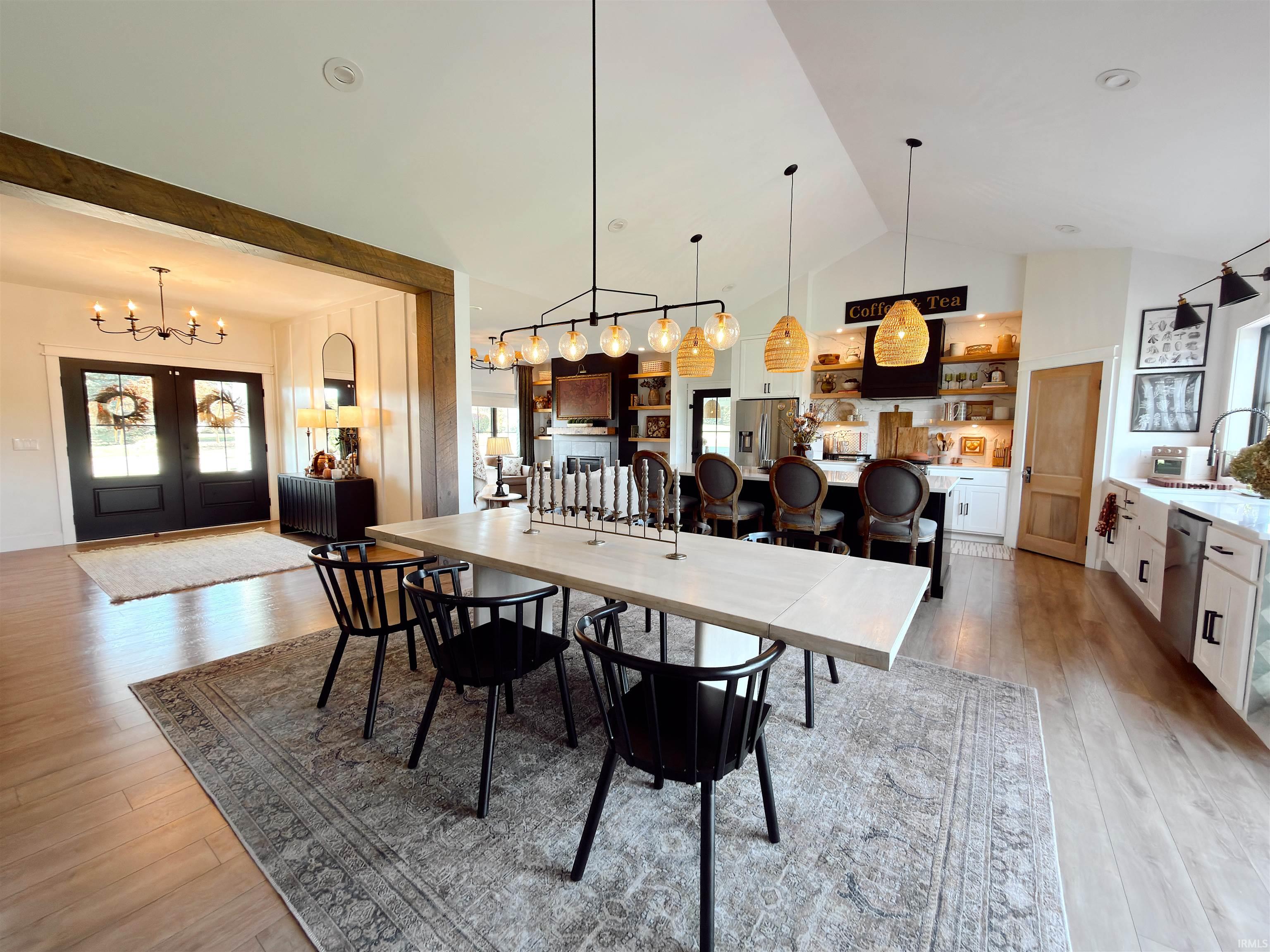 Middlebury, Indiana 46540, United States, 5 Bedrooms Bedrooms, ,4 BathroomsBathrooms,Residential,Active,160455