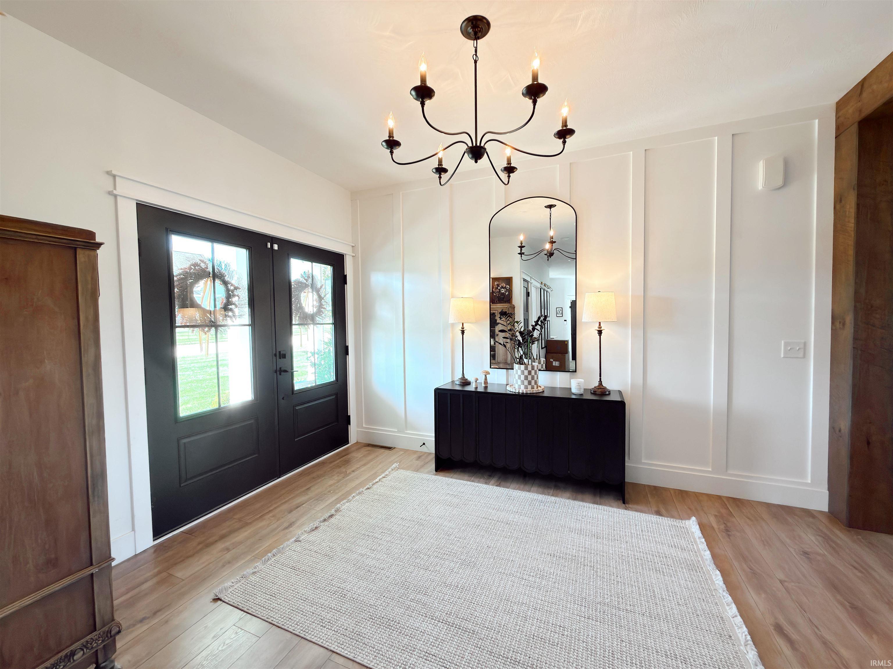 Middlebury, Indiana 46540, United States, 5 Bedrooms Bedrooms, ,4 BathroomsBathrooms,Residential,Active,160455