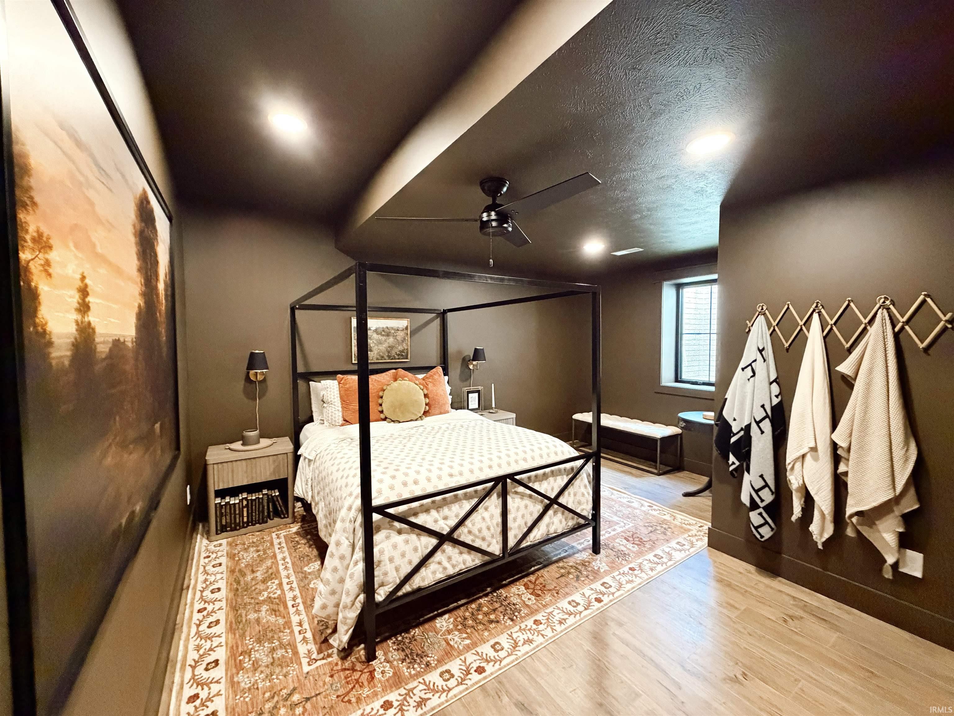 Middlebury, Indiana 46540, United States, 5 Bedrooms Bedrooms, ,4 BathroomsBathrooms,Residential,Active,160455