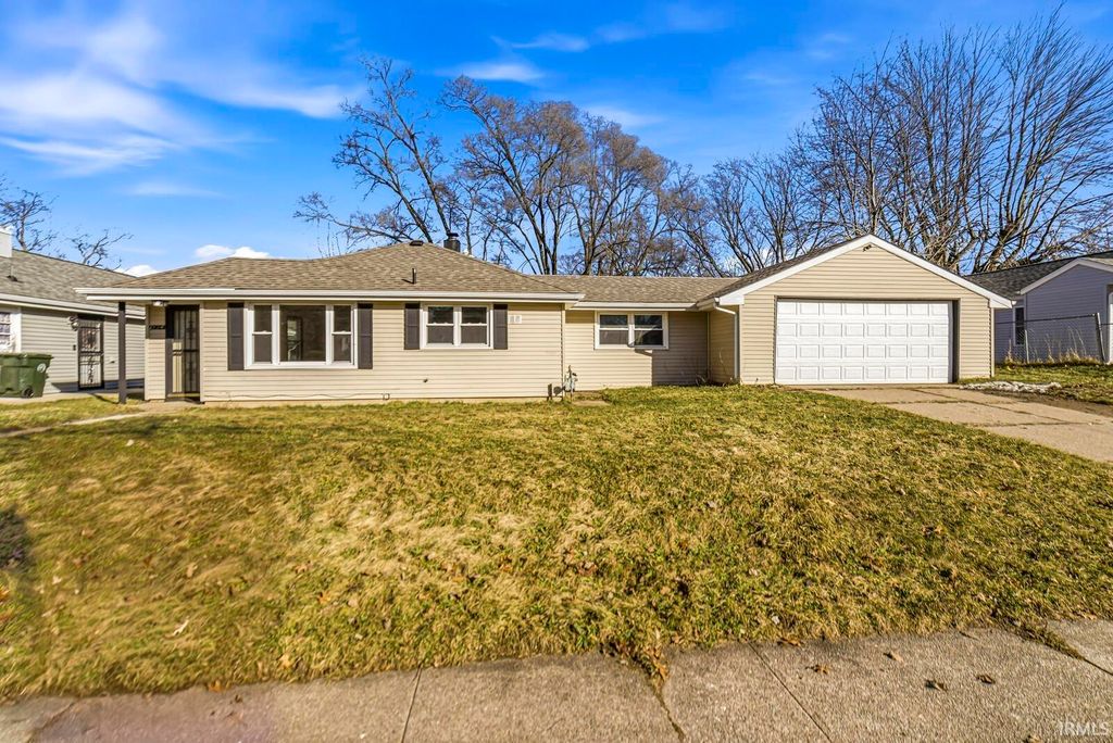 Photo of 1734 N Elmer Street, South Bend, IN 46628 (MLS # 202605541)