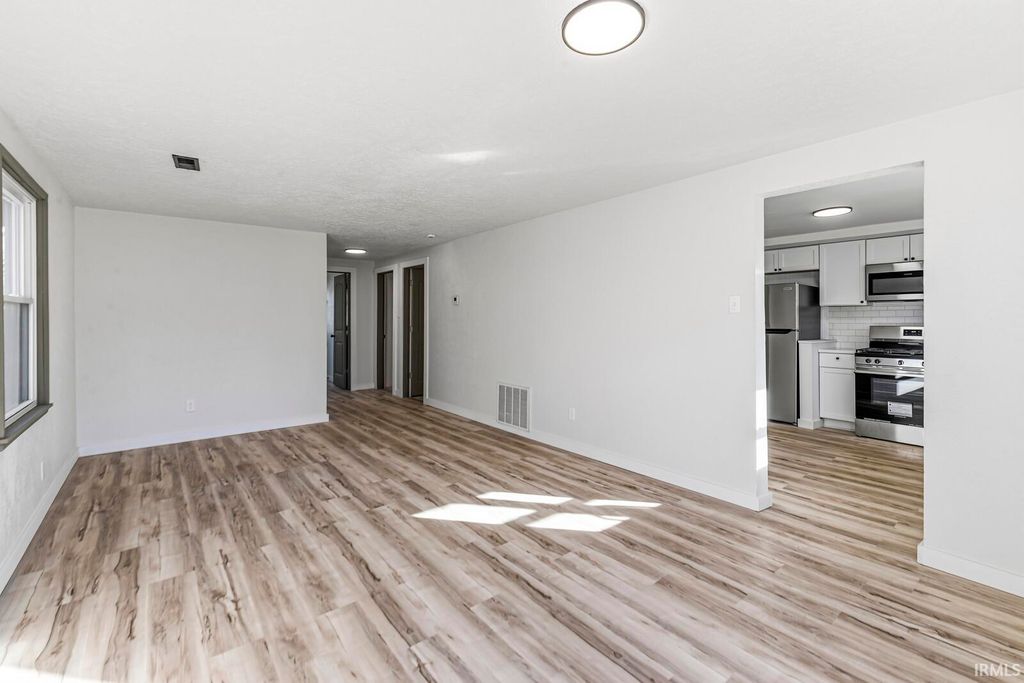 Photo of 1734 N Elmer Street, South Bend, IN 46628 (MLS # 202605541)