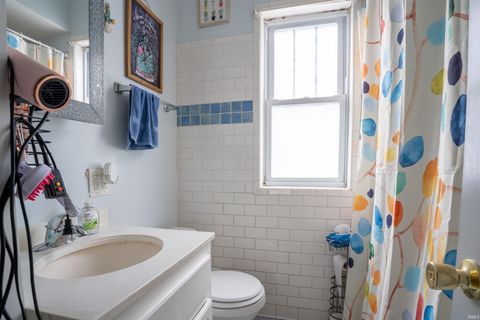 Tiny photo for 3002 Arlington Avenue, Evansville, IN 47712 (MLS # 202618626)