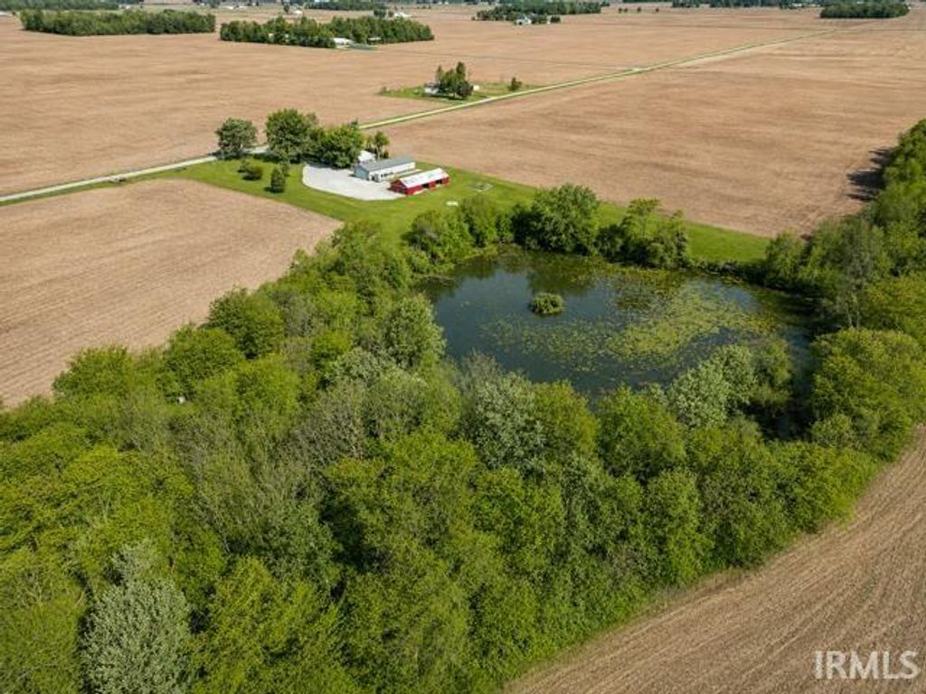 Photo of 12761 S 600 E, Amboy, IN 46911 (MLS # 202619510)
