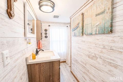 Tiny photo for 12761 S 600 E, Amboy, IN 46911 (MLS # 202619510)