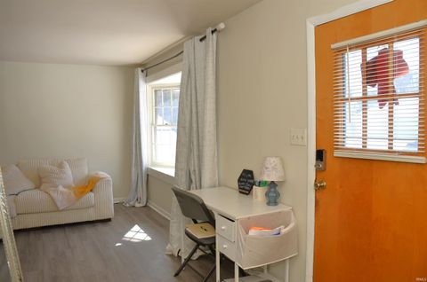 Tiny photo for 1206 Delmar Avenue, Evansville, IN 47712 (MLS # 202603448)