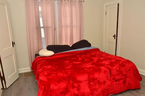 Tiny photo for 1206 Delmar Avenue, Evansville, IN 47712 (MLS # 202603448)