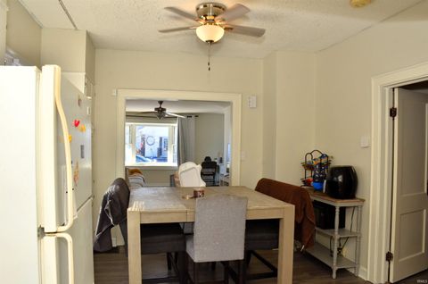 Tiny photo for 1206 Delmar Avenue, Evansville, IN 47712 (MLS # 202603448)