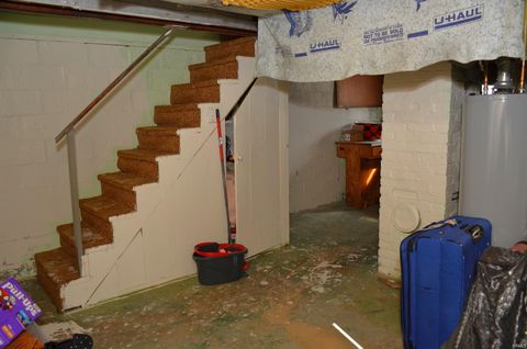 Tiny photo for 1206 Delmar Avenue, Evansville, IN 47712 (MLS # 202603448)