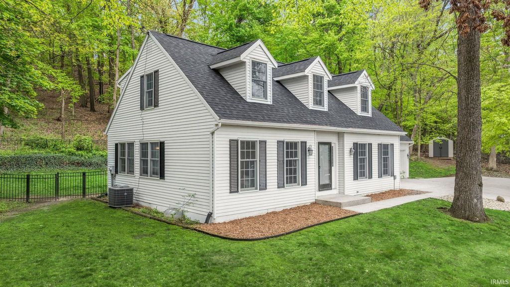 Photo of 19938 County Road 14 Road, Bristol, IN 46507 (MLS # 202617518)