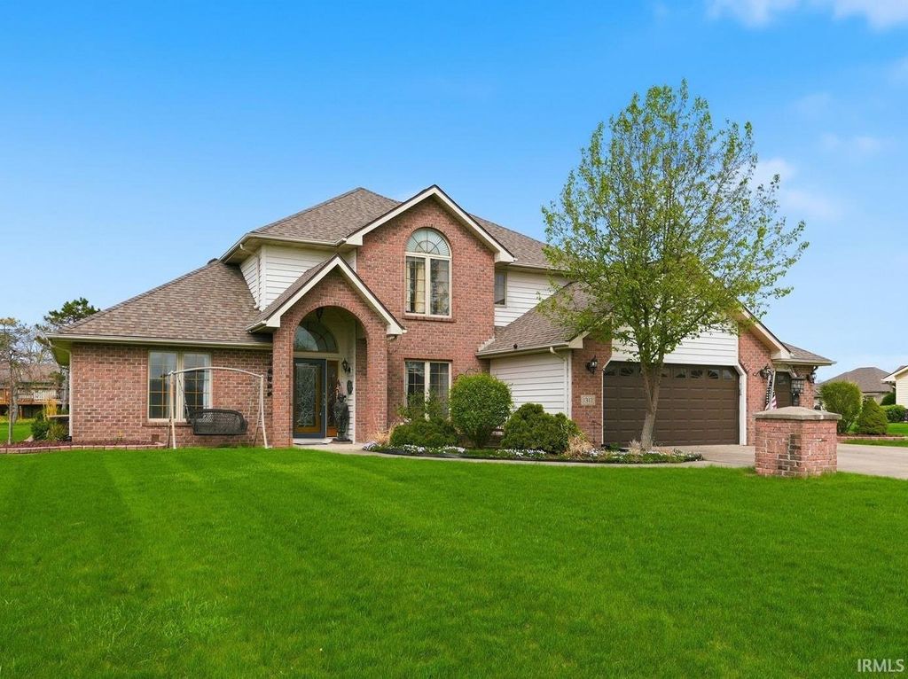 Photo of 1312 Bell Brook Boulevard, Bluffton, IN 46714 (MLS # 202613720)