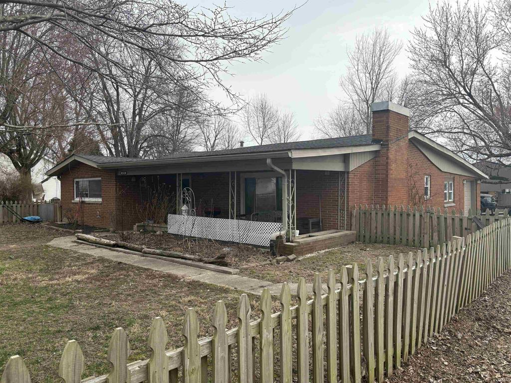 Photo of 470 W Mulberry Street, Elberfeld, IN 47613 (MLS # 202607686)