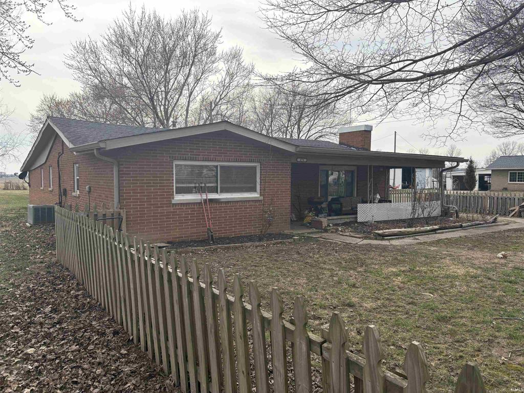 Photo of 470 W Mulberry Street, Elberfeld, IN 47613 (MLS # 202607686)