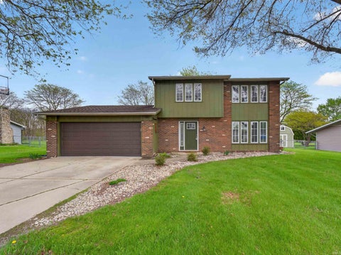 Photo of 4321 N 635 W, Huntington, IN 46750 (MLS # 202614631)