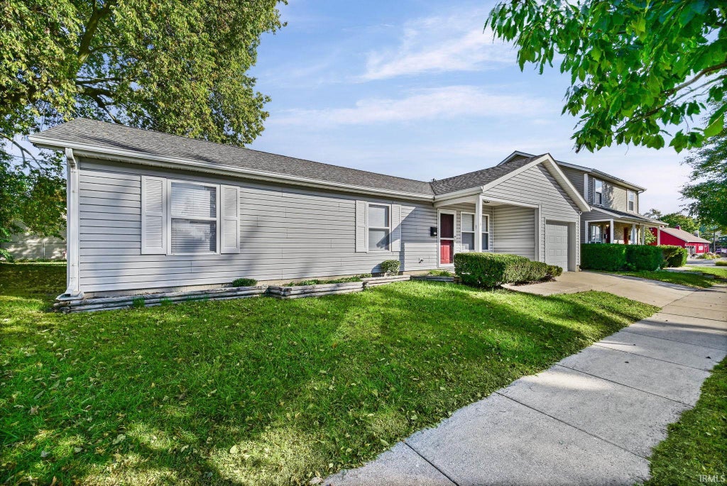 Photo of 1436 Kossuth Street, Lafayette, IN 47905 (MLS # 202644273)