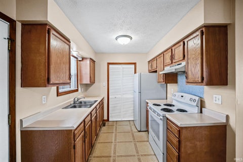Tiny photo for 1436 Kossuth Street, Lafayette, IN 47905 (MLS # 202644273)
