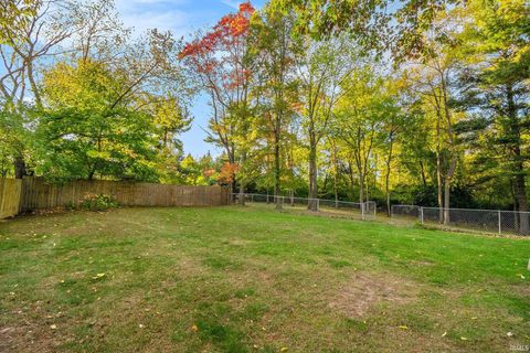 Tiny photo for 3424 E Bristol Street, Elkhart, IN 46514 (MLS # 202603571)