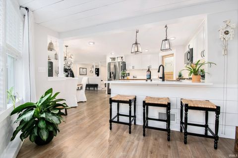 Tiny photo for 3424 E Bristol Street, Elkhart, IN 46514 (MLS # 202603571)