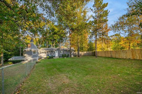 Tiny photo for 3424 E Bristol Street, Elkhart, IN 46514 (MLS # 202603571)