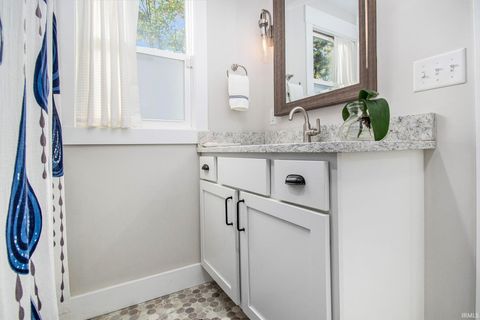 Tiny photo for 3424 E Bristol Street, Elkhart, IN 46514 (MLS # 202603571)