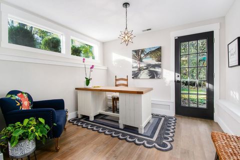 Tiny photo for 3424 E Bristol Street, Elkhart, IN 46514 (MLS # 202603571)