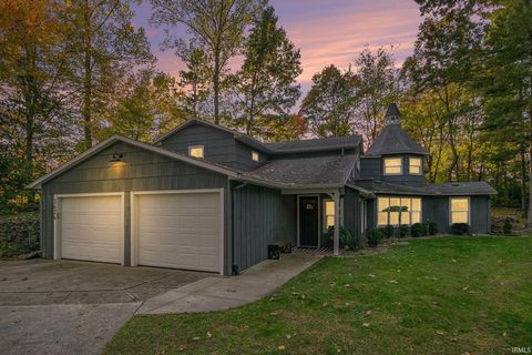 Tiny photo for 3424 E Bristol Street, Elkhart, IN 46514 (MLS # 202603571)