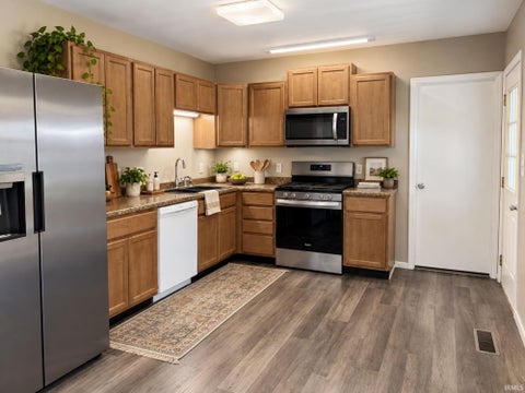 Tiny photo for 911 E Elmhurst Drive, Kokomo, IN 46901 (MLS # 202642327)