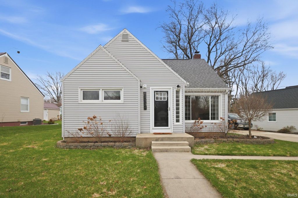 Photo of 60124 Saint Joseph Street, South Bend, IN 46614 (MLS # 202608219)