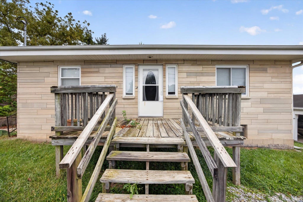 Photo of 411 N Jackson Street, Bedford, IN 47421 (MLS # 202640058)