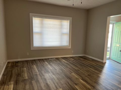Tiny photo for 1500 S Buckeye St, Kokomo, IN 46902 (MLS # 202537994)