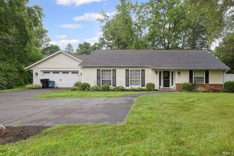 Photo of 3301 Beech Drive, Lafayette, IN 47905 (MLS # 202603572)