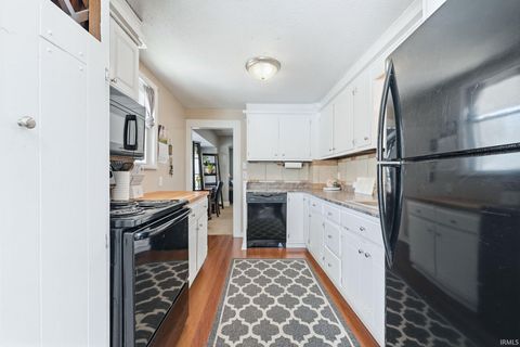 Tiny photo for 1235 Charlotte Avenue, Fort Wayne, IN 46805 (MLS # 202612154)