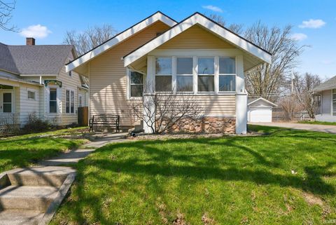 Photo of 1235 Charlotte Avenue, Fort Wayne, IN 46805 (MLS # 202612154)