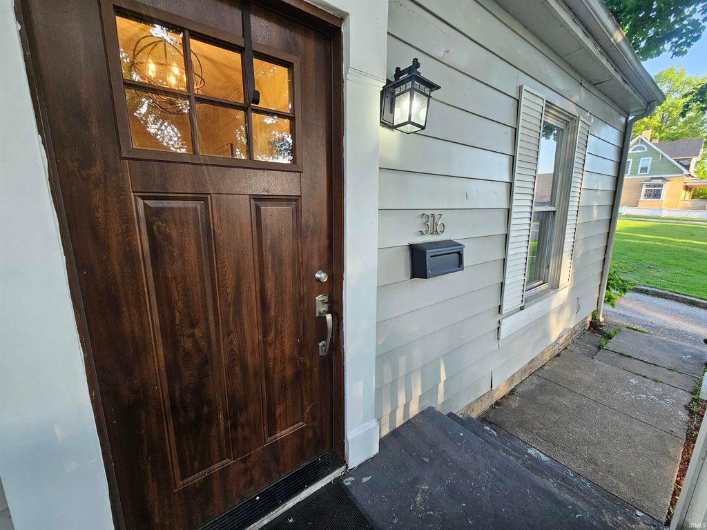 Photo of 316 N Gibson Street, Princeton, IN 47670 (MLS # 202614176)