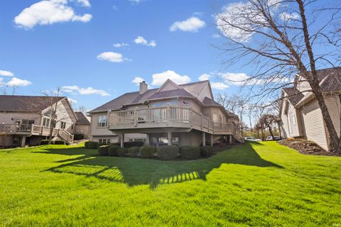 Tiny photo for 10622 Maple Springs Cove, Fort Wayne, IN 46845 (MLS # 202611860)