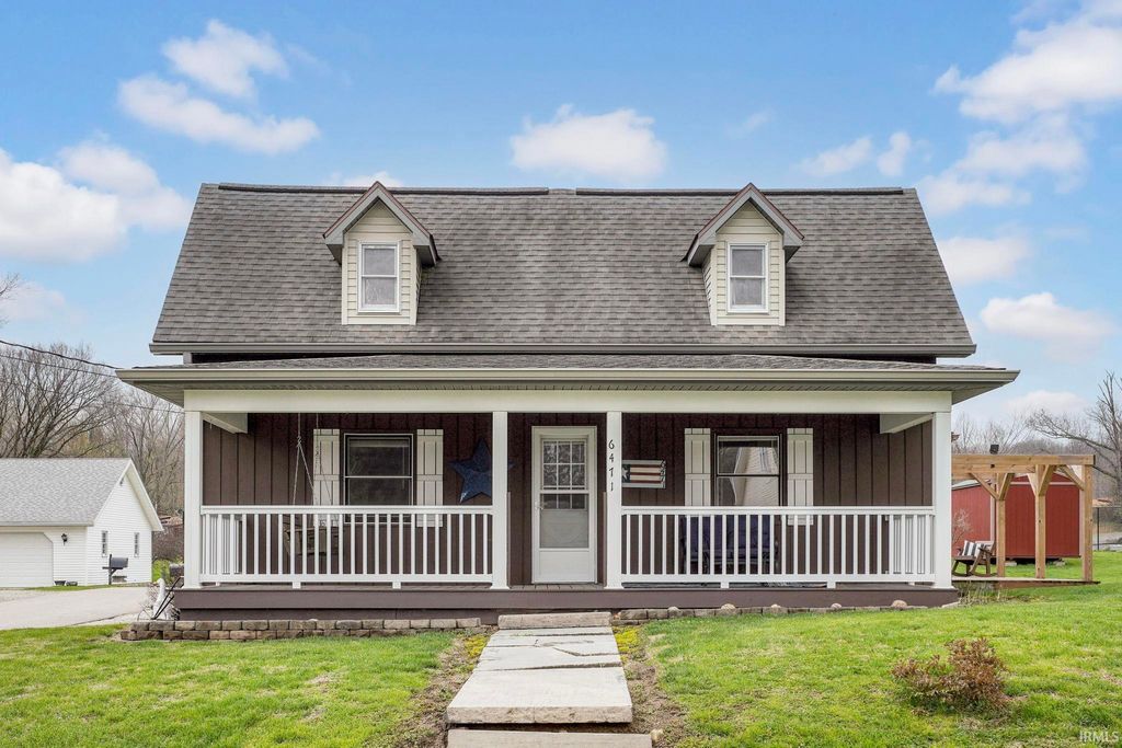 Photo of 6471 E State Road 58, Heltonville, IN 47436 (MLS # 202610506)