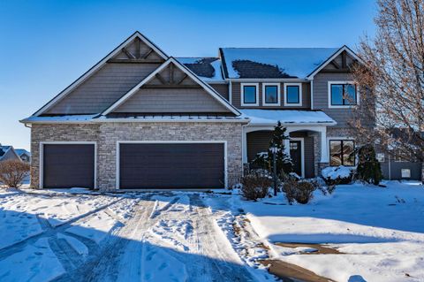 Photo of 188 Begonia Court, Fort Wayne, IN 46814 (MLS # 202548320)