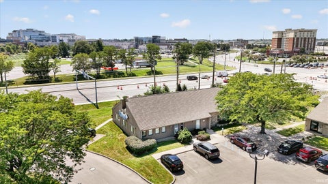 Tiny photo for 8202 Clearvista Parkway #5B, Indianapolis, IN 46256 (MLS # 202637937)