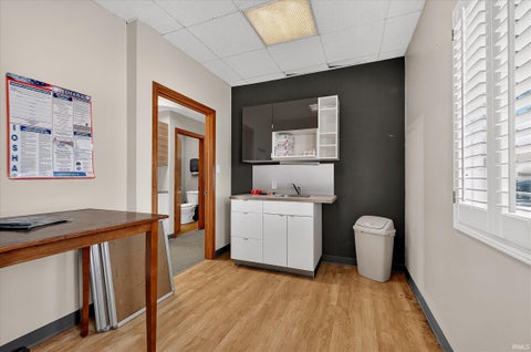Tiny photo for 8202 Clearvista Parkway #5B, Indianapolis, IN 46256 (MLS # 202637937)