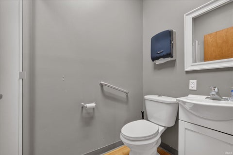 Tiny photo for 8202 Clearvista Parkway #5B, Indianapolis, IN 46256 (MLS # 202637937)
