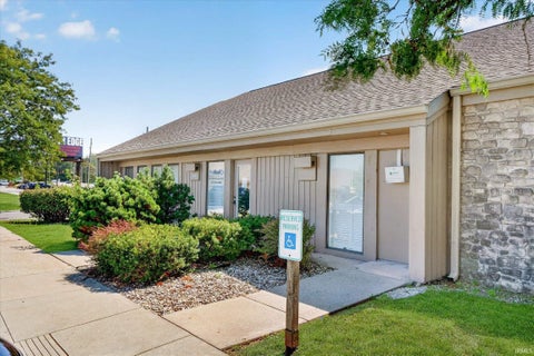 Tiny photo for 8202 Clearvista Parkway #5B, Indianapolis, IN 46256 (MLS # 202637937)