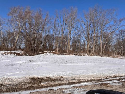 Tiny photo for 5782 E 750 N, Logansport, IN 46947 (MLS # 202604026)